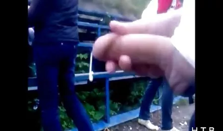 Sofia提供漂亮的油性按摩